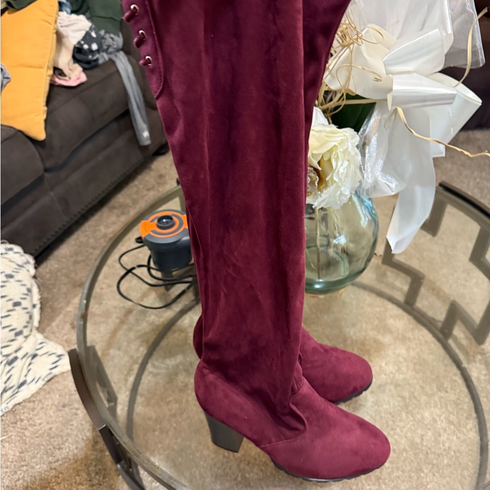 Elegant Burgundy Knee-High Boots